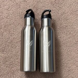 Stainless Steel Vero Sail & Sustain Water Bottle Set - Silver